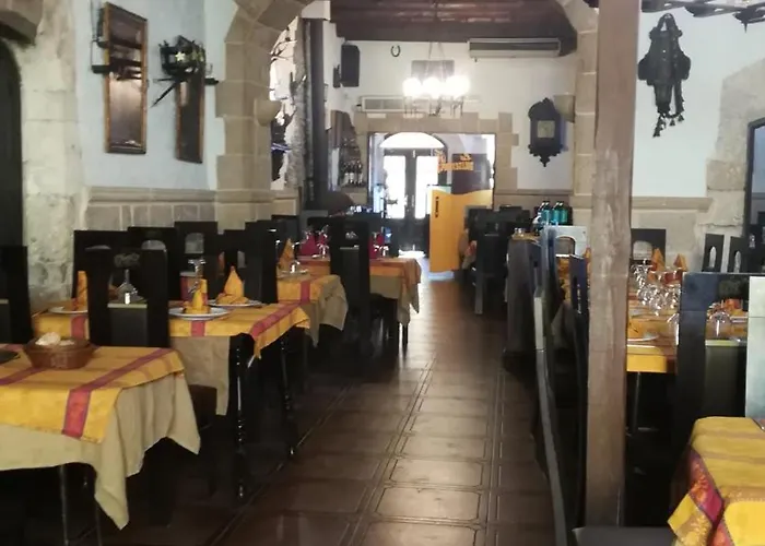Πανσιόν Restaurante La Diligencia 2*